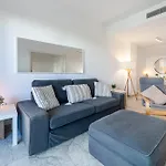 Townhouse W/ Swimming Pool And Underground Parking Apartment Marbella