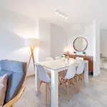 Apartment Townhouse W/ Swimming Pool And Underground Parking