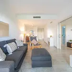 Townhouse W/ Swimming Pool And Underground Parking * マルベーリャ