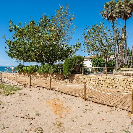 Townhouse W/ Swimming Pool And Underground Parking Marbella