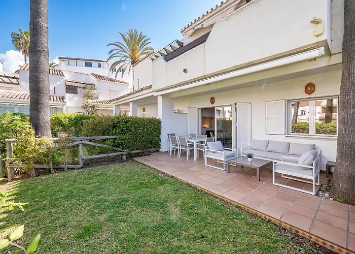 Apartament Townhouse W/ Swimming Pool And Underground Parking