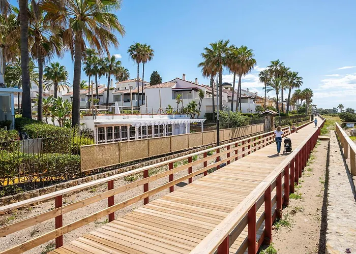 Townhouse W/ Swimming Pool And Underground Parking 公寓