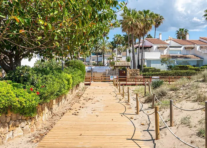 公寓 Townhouse W/ Swimming Pool And Underground Parking