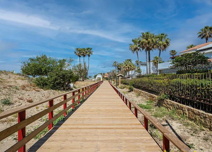 公寓 Townhouse W/ Swimming Pool And Underground Parking *