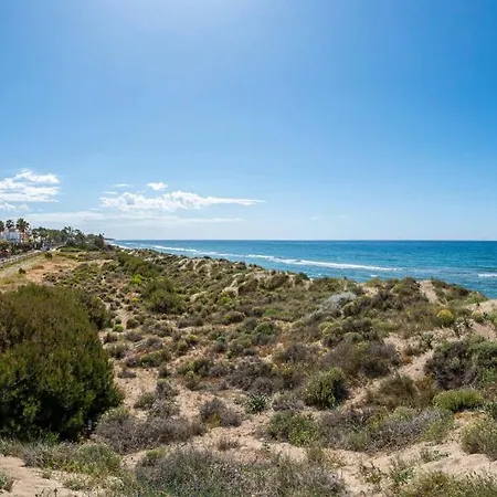 Townhouse W/ Swimming Pool And Underground Parking Appartement *